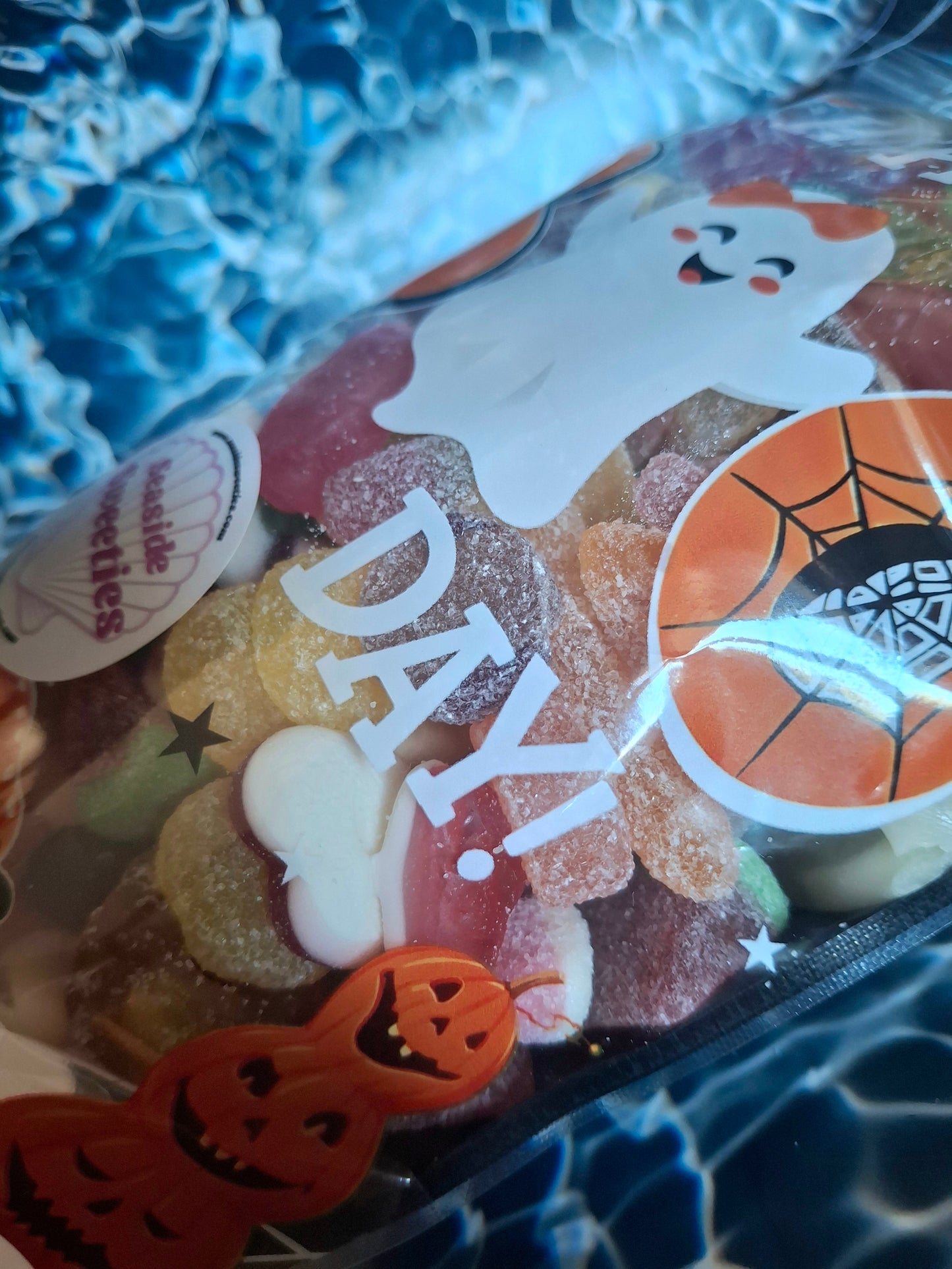 Halloween mega pick n mix, 650g munch bag